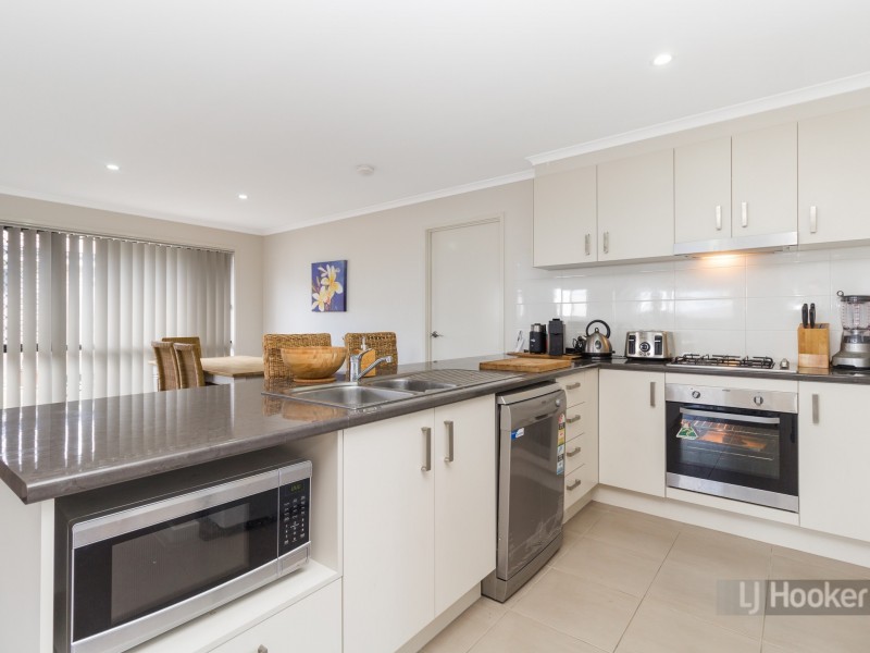 5 Valuniu Place, Boronia Heights QLD 4124