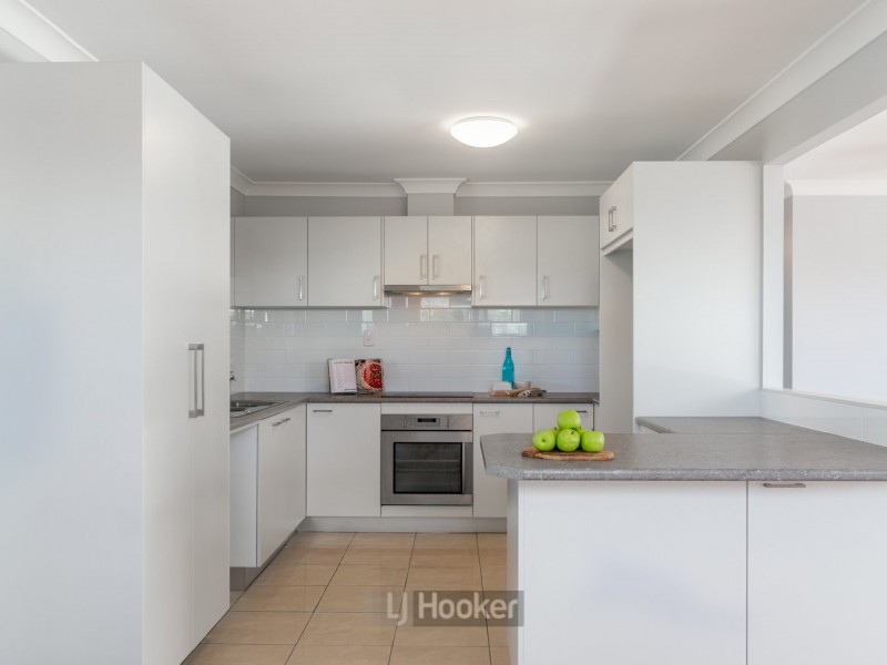 15 Woodview Street, Browns Plains QLD 4118