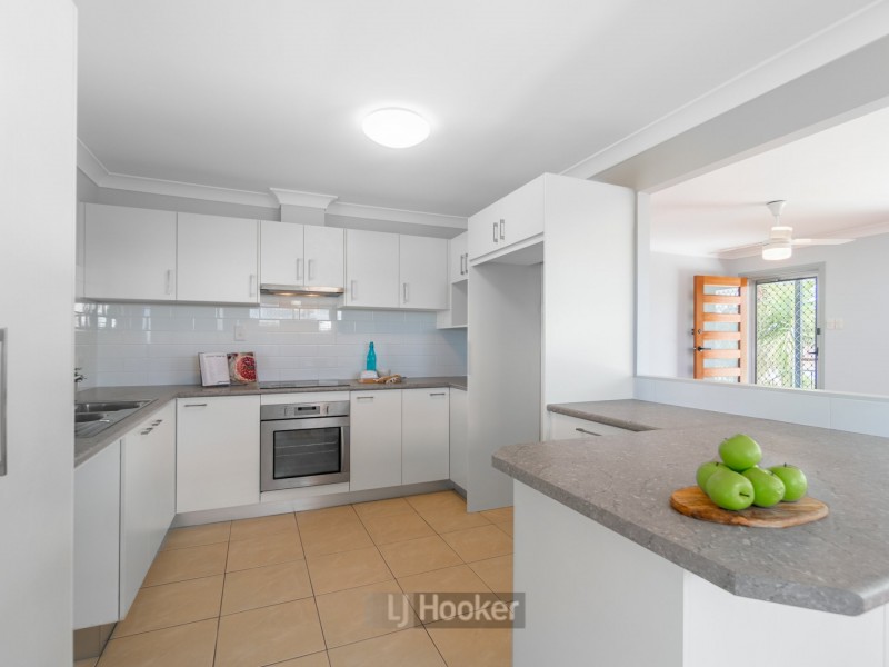 15 Woodview Street, Browns Plains QLD 4118