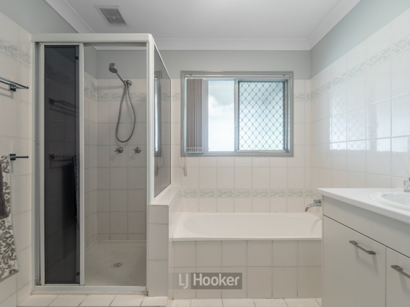 15 Woodview Street, Browns Plains QLD 4118