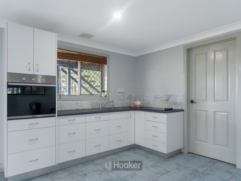 15 Woodview Street, Browns Plains QLD 4118