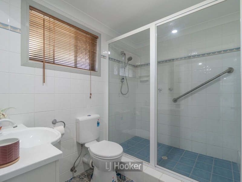 15 Woodview Street, Browns Plains QLD 4118