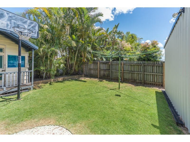 49 Bottlebrush Drive, Regents Park QLD 4118