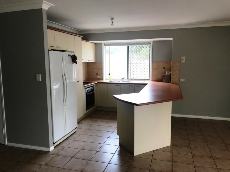 11 Sherringham Close, Forest Lake QLD 4078