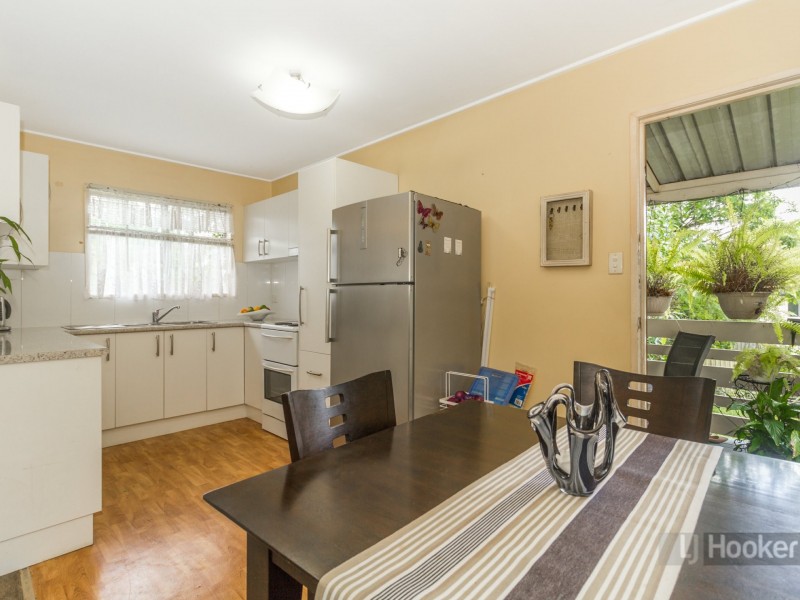 5 Hibiscus Street, Kingston QLD 4114