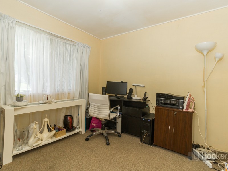 5 Hibiscus Street, Kingston QLD 4114