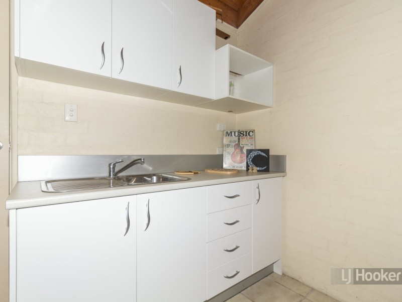 10 Conifer Street, Daisy Hill QLD 4127