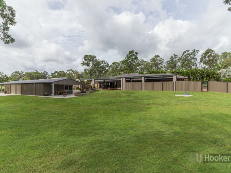7-19 Woodend Court, Park Ridge QLD 4125