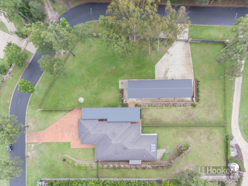 7-19 Woodend Court, Park Ridge QLD 4125