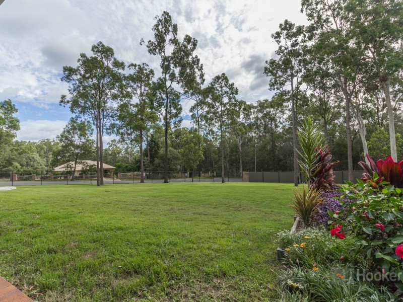 7-19 Woodend Court, Park Ridge QLD 4125