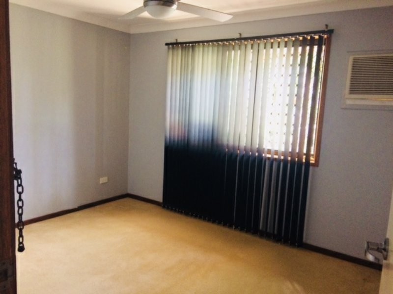 104 Estramina Road, Regents Park QLD 4118