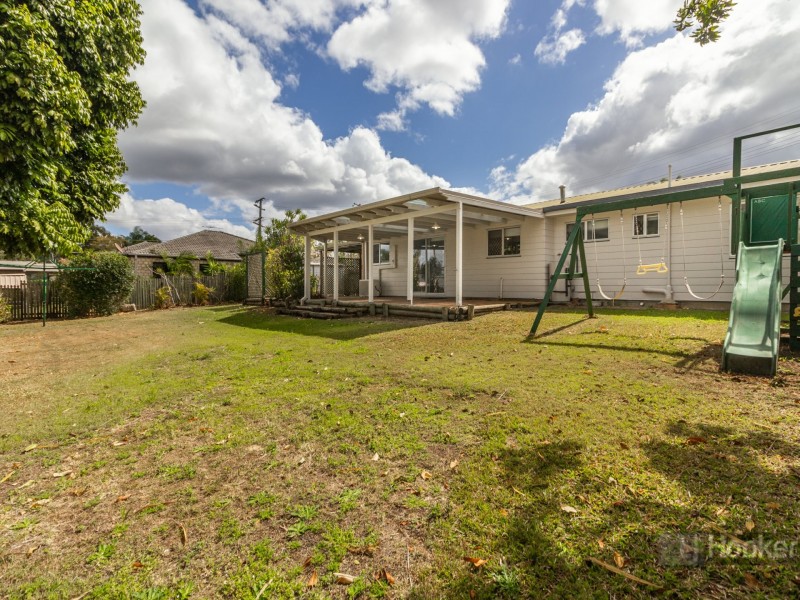4 Lupus Street, Hillcrest QLD 4118