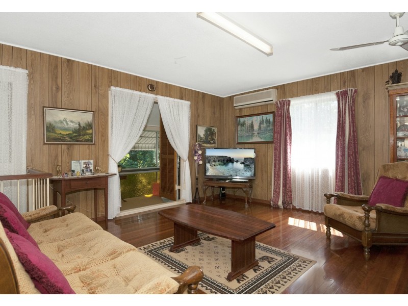 262 Middle Road, Boronia Heights QLD 4124