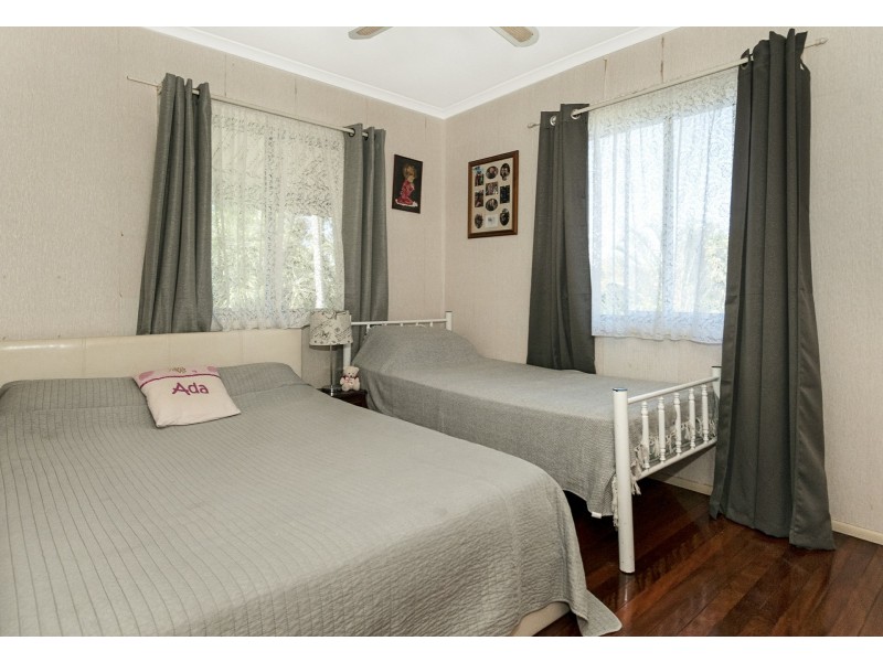 262 Middle Road, Boronia Heights QLD 4124