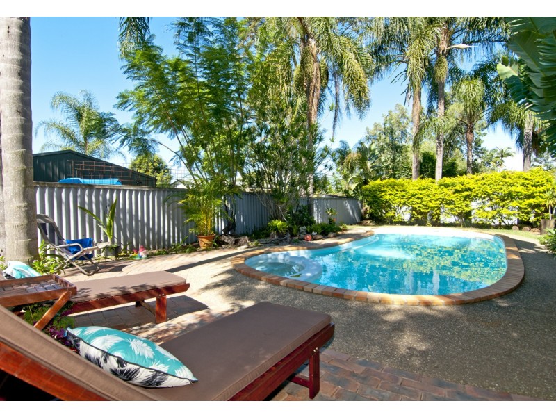 262 Middle Road, Boronia Heights QLD 4124