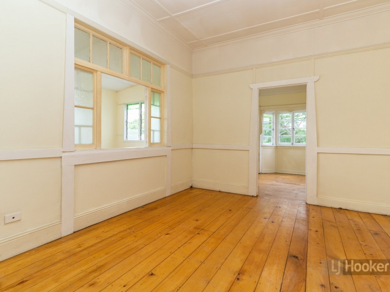 1 Clinton Street, Coopers Plains QLD 4108