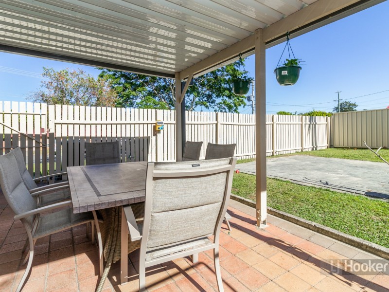 8 Cosway Street, Hillcrest QLD 4118