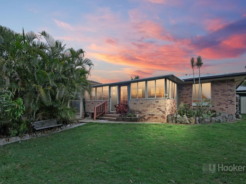 23 Conifer Street, Hillcrest QLD 4118