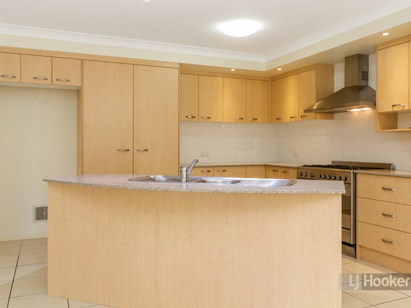 14 Desoto Place, Forest Lake QLD 4078