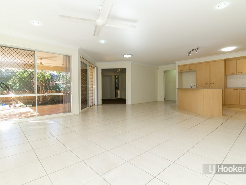 14 Desoto Place, Forest Lake QLD 4078