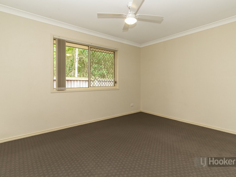 9 Taylor Place, Forest Lake QLD 4078