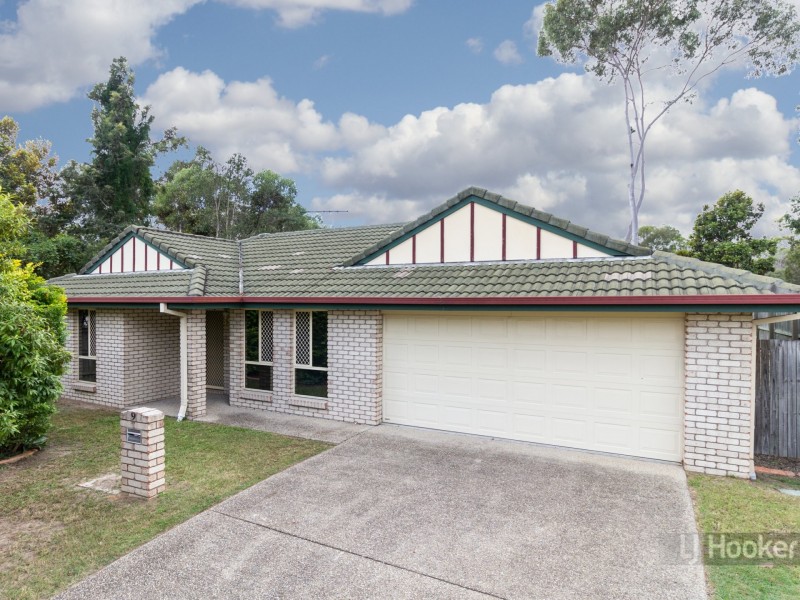 9 Taylor Place, Forest Lake QLD 4078