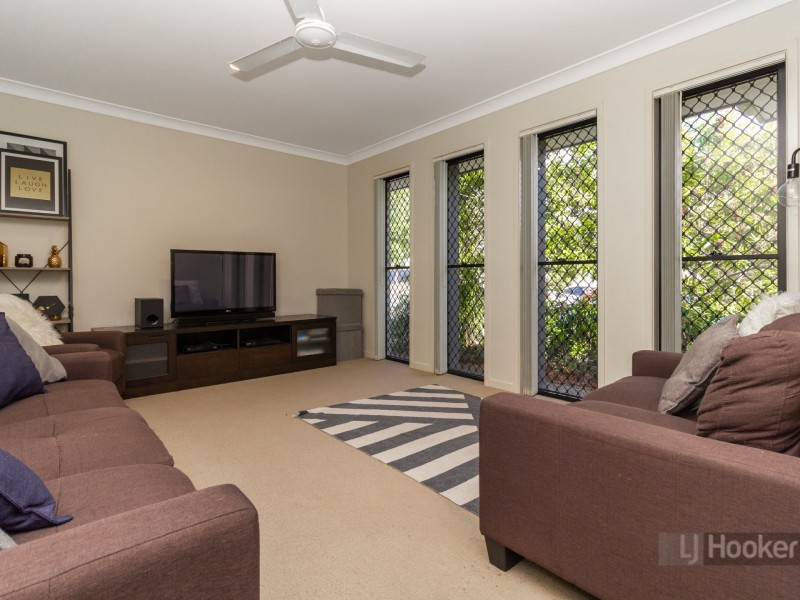 6 Cottonwood Crescent, Springfield Lakes QLD 4300