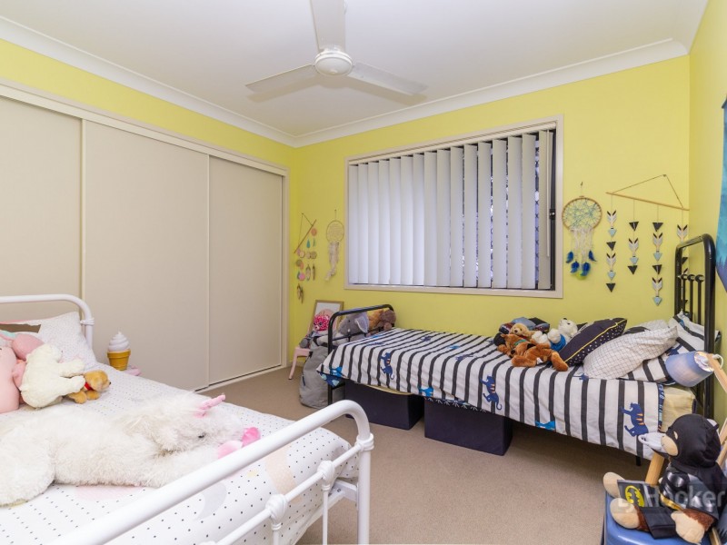 6 Cottonwood Crescent, Springfield Lakes QLD 4300