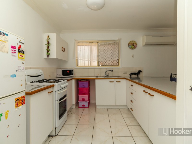 100 Banksia Circuit, Forest Lake QLD 4078