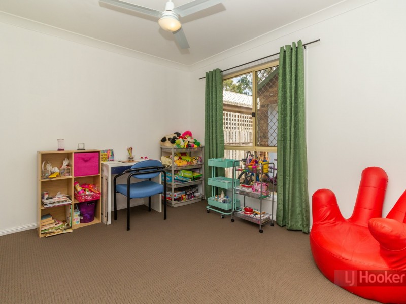 100 Banksia Circuit, Forest Lake QLD 4078