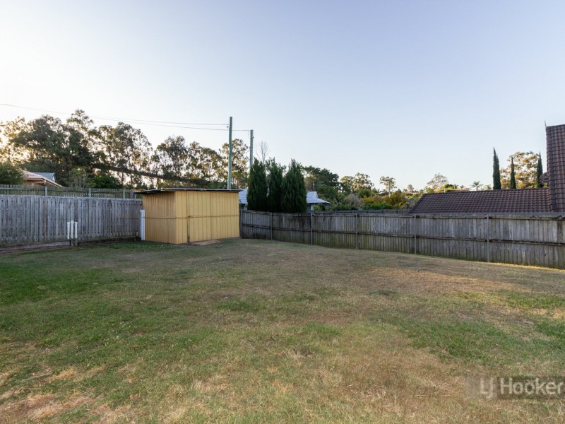15 Itea Court, Regents Park QLD 4118