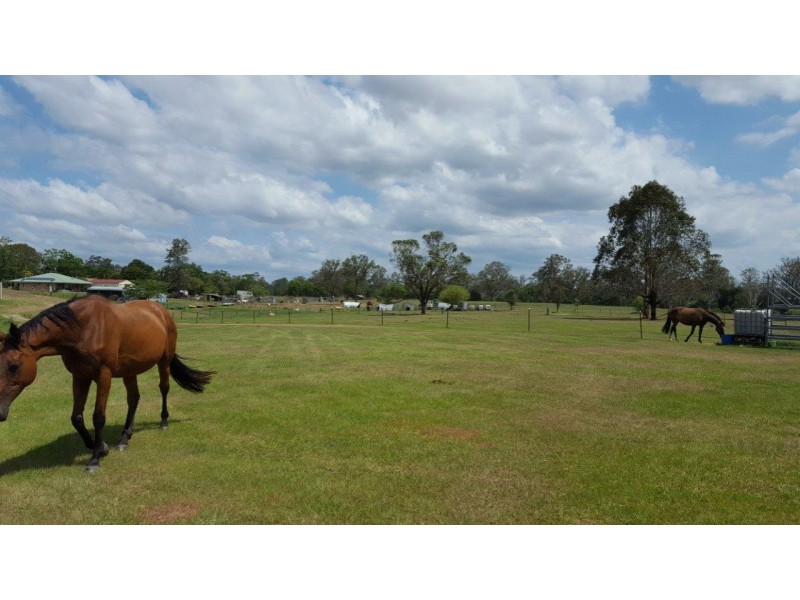 70 Vista Road, South Maclean QLD 4280