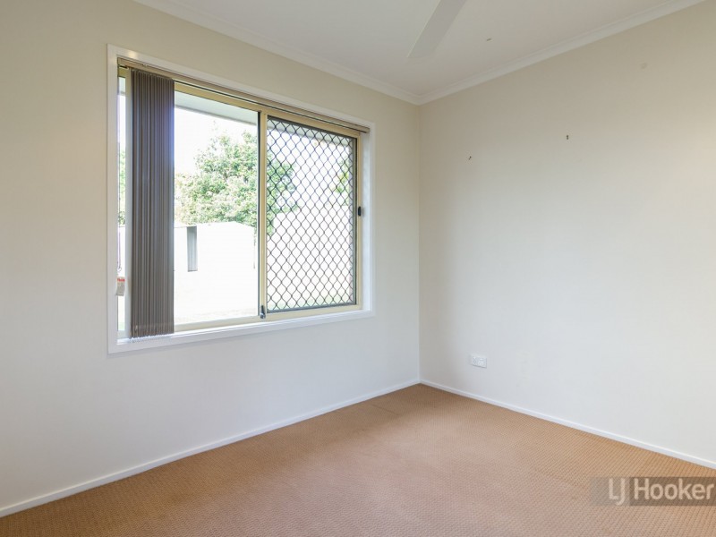 36 Federation Drive, Hillcrest QLD 4118