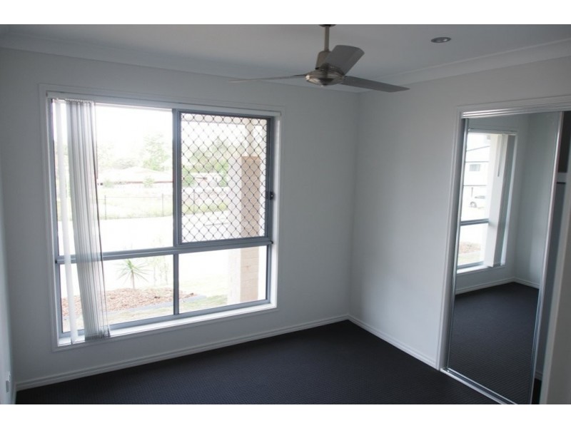 1 Oasis Court, Marsden QLD 4132