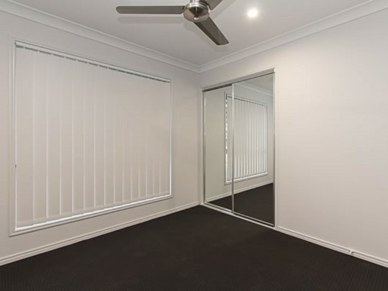 1 Oasis Court, Marsden QLD 4132