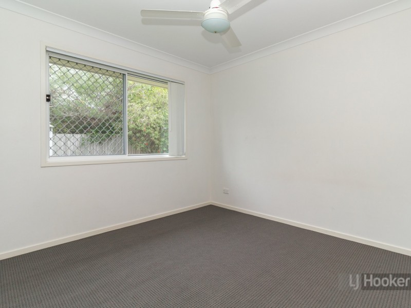10 Coolum Court, Regents Park QLD 4118