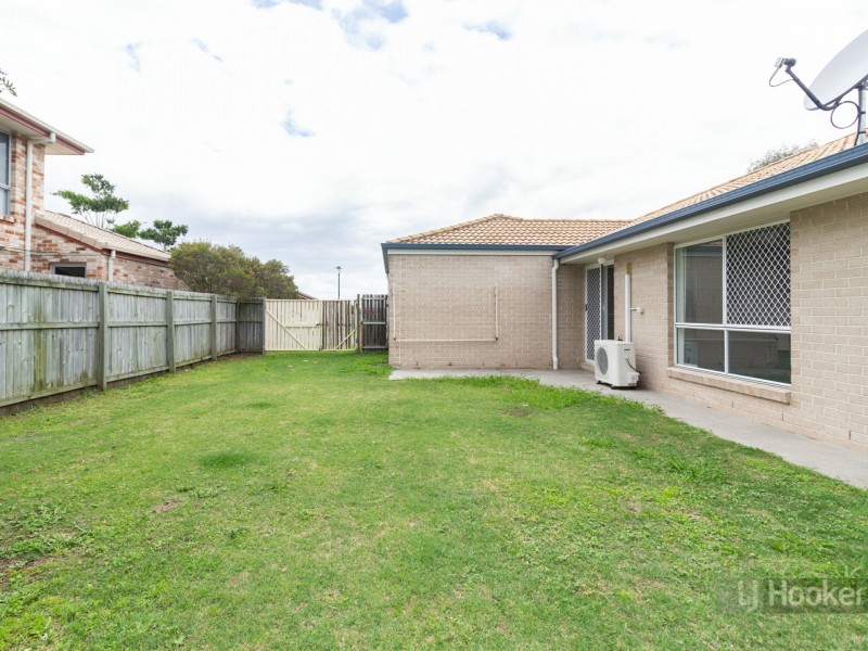 10 Coolum Court, Regents Park QLD 4118
