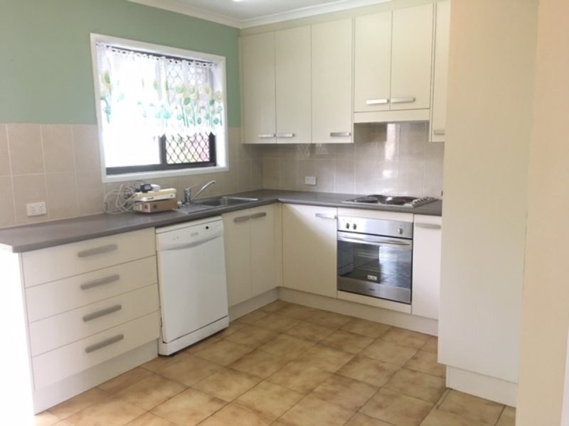 74A Conifer Street, Hillcrest QLD 4118