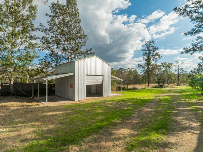 79 Smith Road, Park Ridge South QLD 4125