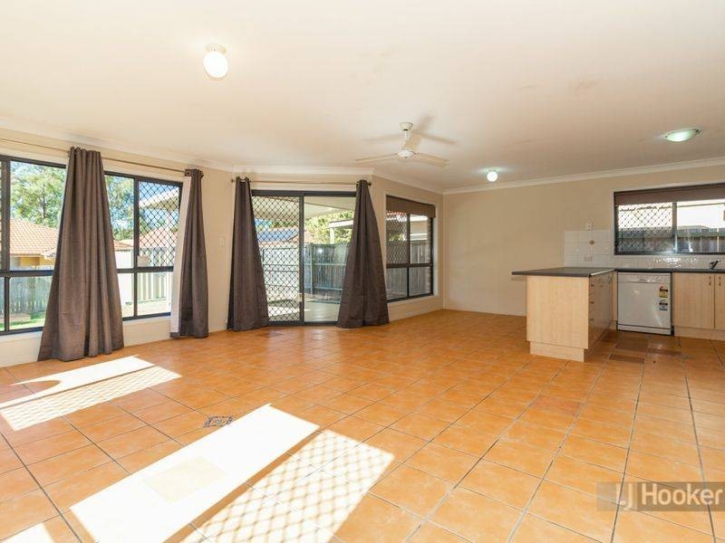 36 Paton Crescent, Forest Lake QLD 4078