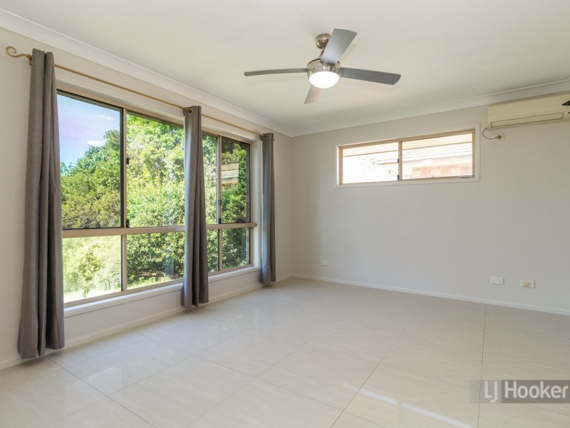 22 Hyde Place, Forest Lake QLD 4078
