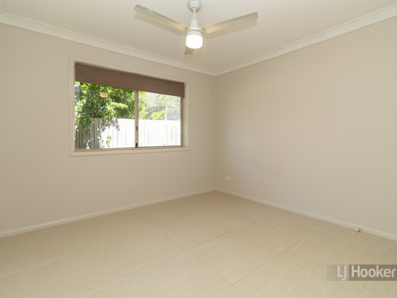 22 Hyde Place, Forest Lake QLD 4078