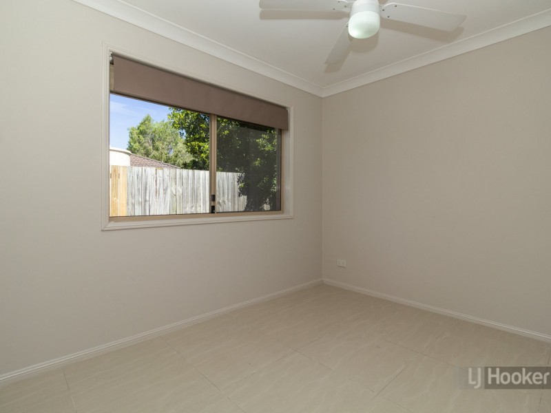 22 Hyde Place, Forest Lake QLD 4078