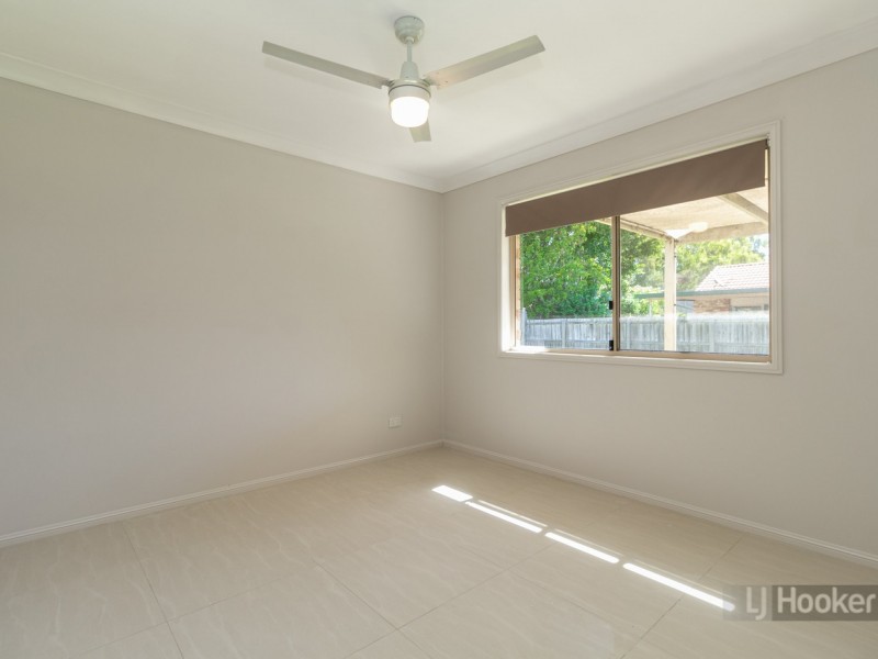22 Hyde Place, Forest Lake QLD 4078