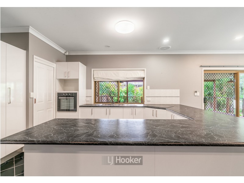 19 Teasel Crescent, Forest Lake QLD 4078
