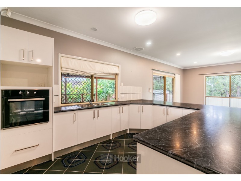 19 Teasel Crescent, Forest Lake QLD 4078