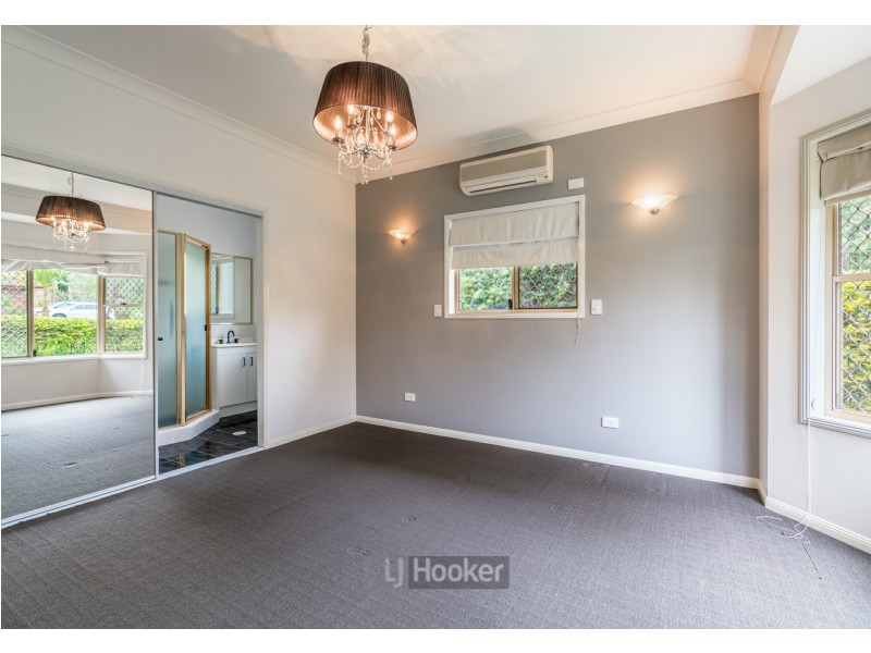 19 Teasel Crescent, Forest Lake QLD 4078