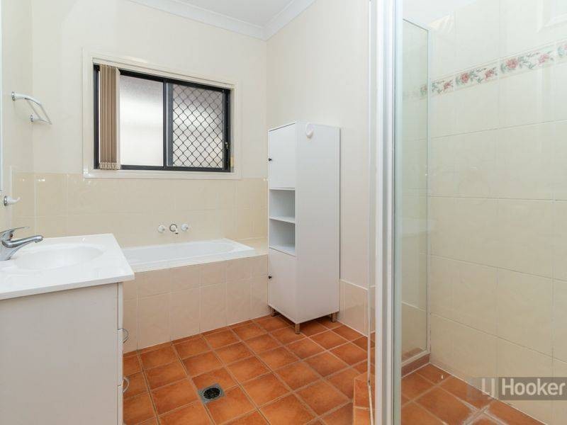 27 Cobourg Street, Forest Lake QLD 4078