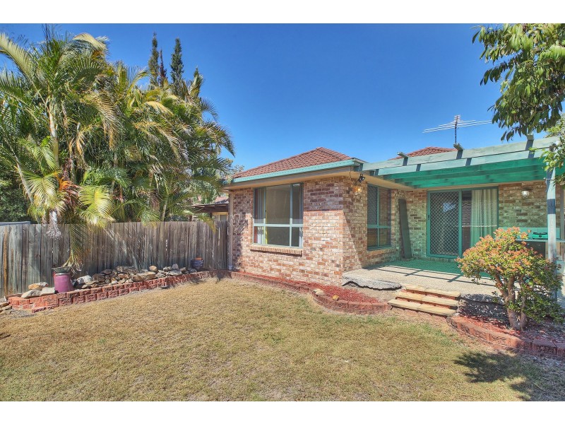 10 Sugarloaf Street, Forest Lake QLD 4078