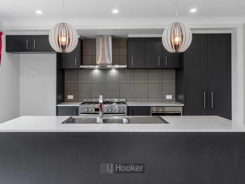 5 Barrisdale Street, Heathwood QLD 4110